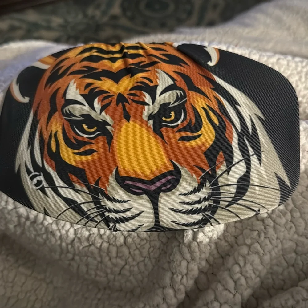 Gogglesoc new with tags tiger print